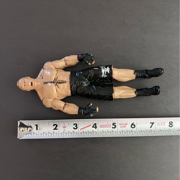 2012 WWE Brock Lesnar Mattel Basic Wrestling 7" Action Figure - Picture 4 of 6